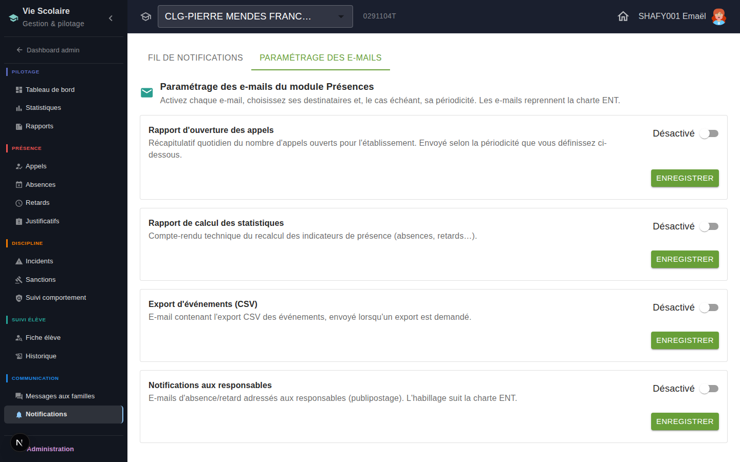 Onglet « Paramétrage des e-mails » : les 4 e-mails du module Présences, activables par établissement avec leurs destinataires