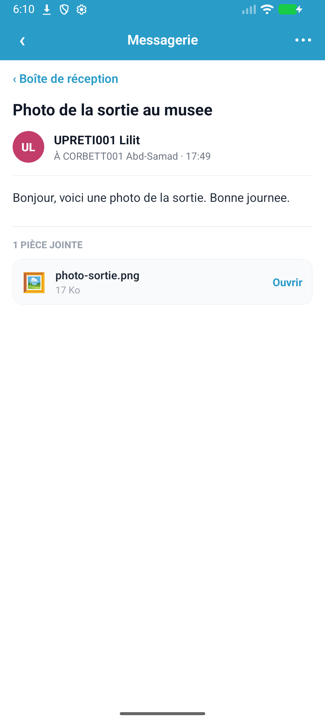 Message avec pièce jointe