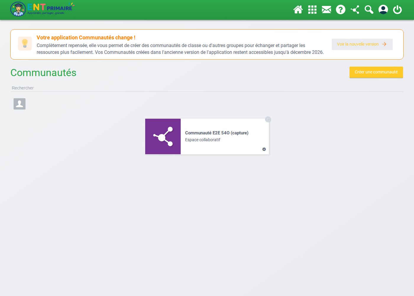 Liste des communautés : chaque communauté est un espace collaboratif (accès et configuration)